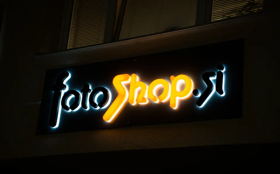fotoShop.si combined glow signage